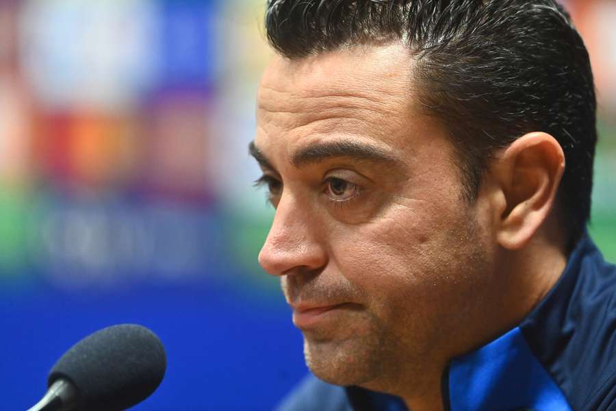 Xavi: Piqué er en legende, og viser ekstraordinært format ved at træde til side nu