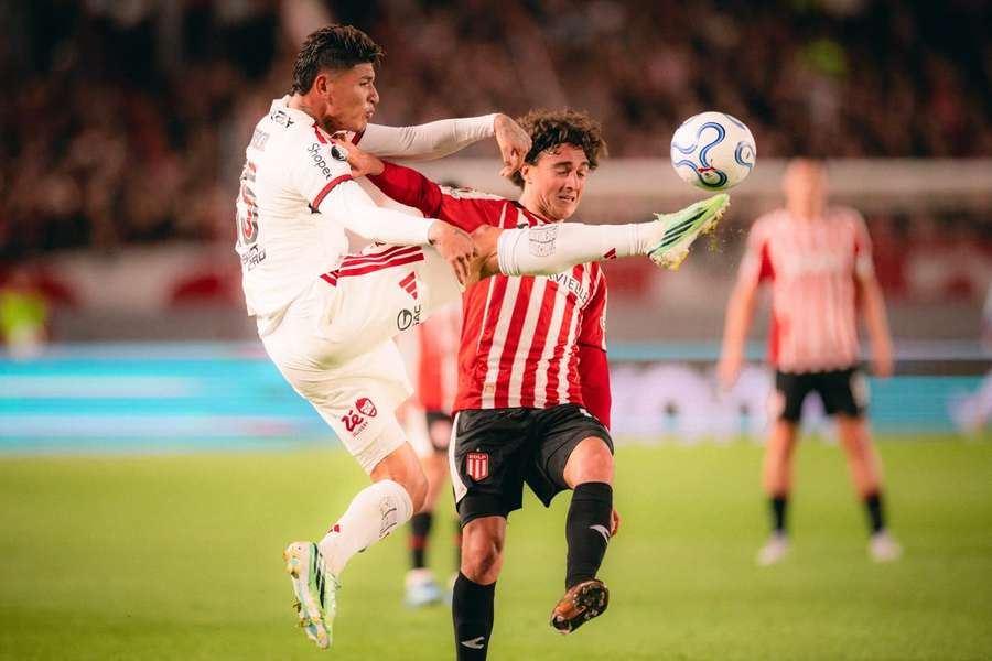 Flamengo esteve em noite pouco inspirada