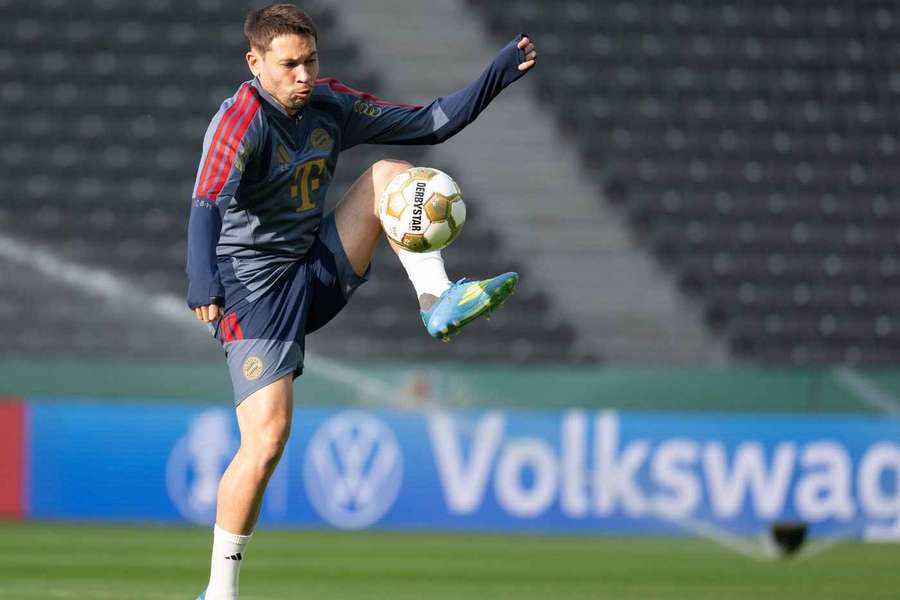 Raphael Guerreiro zakończył kontrakt z Bayernem Monachium Raphael Guerreiro zakończył kontrakt z Bayernem Monachium