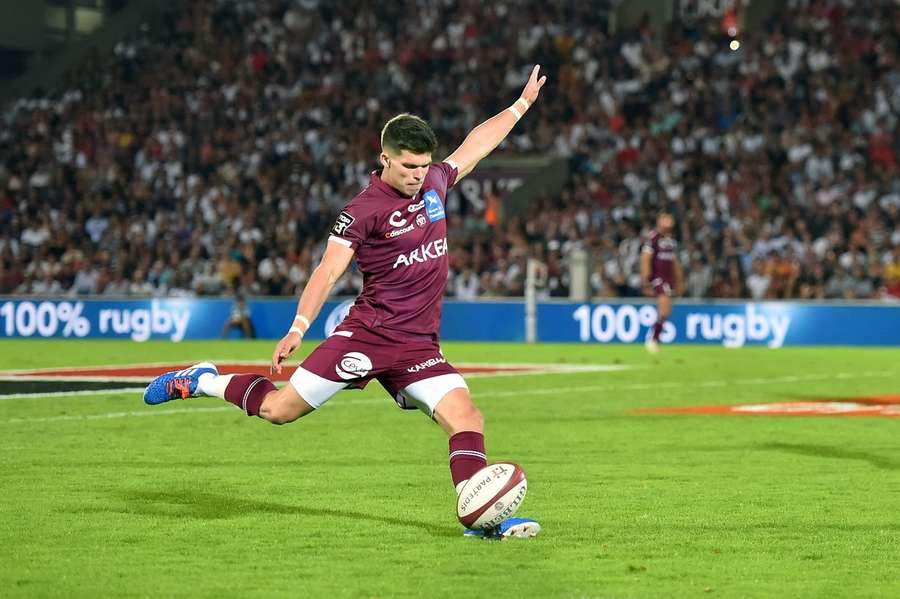 Une limite de temps pour les coups de pied sera introduite en début d'année prochaine dans le but d'accélérer le jeu.