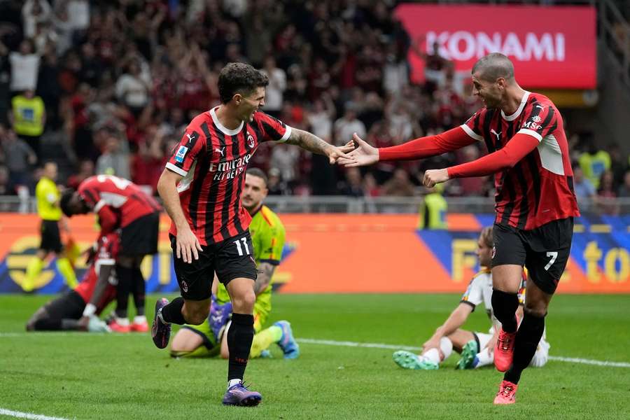 Pulisic y Morata celebran