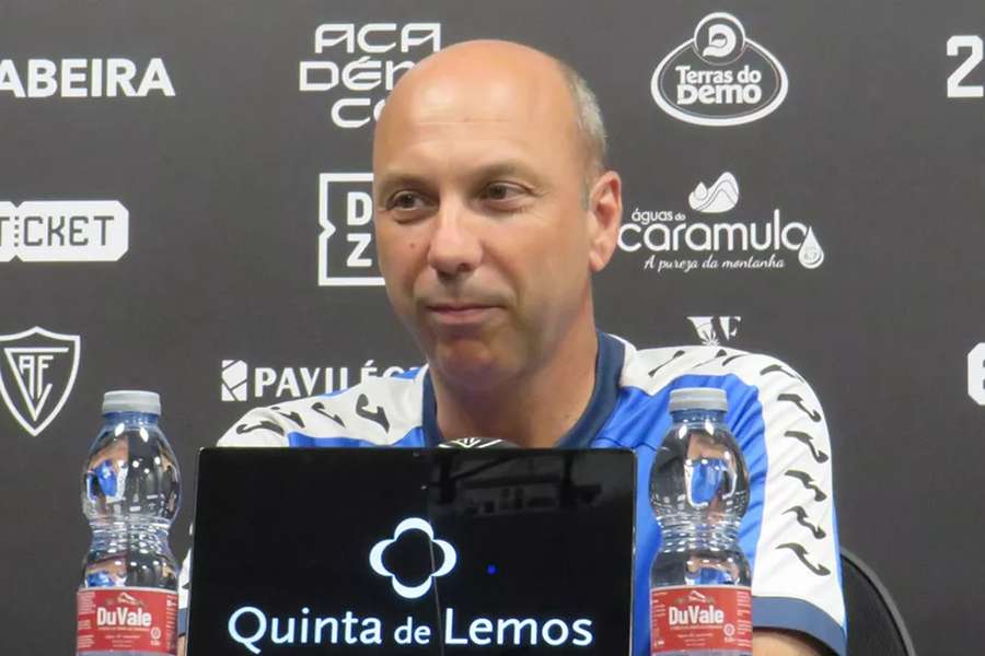 Bruno Pinheiro, treinador do Académico de Viseu Bruno Pinheiro, treinador do Académico de Viseu