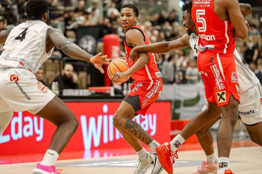 Basketball Superliga: Wels krallt sich am letzten Drücker das Playoff-Heimrecht
