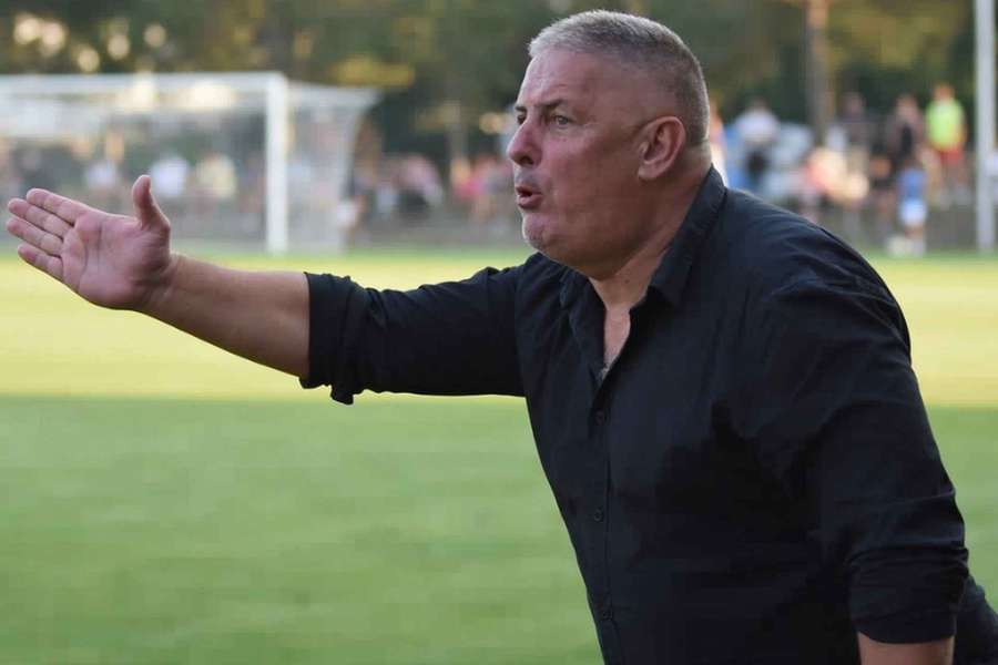 Bývalý trenér Líšně Milan Valachovič končí v roli kouče, bude skautem. Bývalý trenér Líšně Milan Valachovič končí v roli kouče, bude skautem.