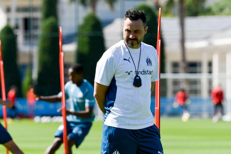 Roberto De Zerbi says he wants Marseille to be strong as well as have an identity