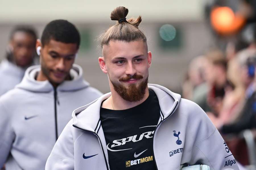Radu Drăgușin la Tottenham. 