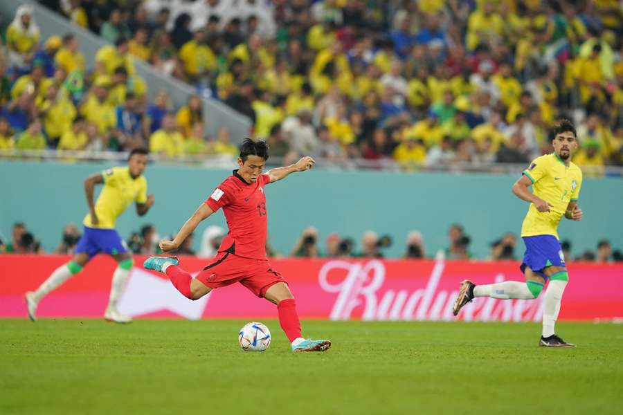 Son Jun-ho in action for South Korea at the 2022 World Cup