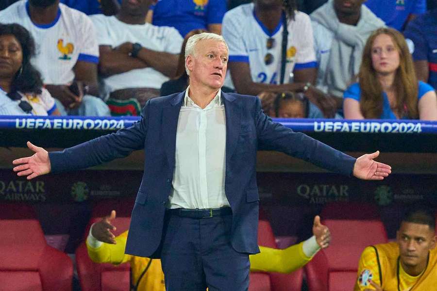 Didier Deschamps und die Franzosen müssen nach der Halbfinal-Niederlage gegen Spanien die Segel streichen.