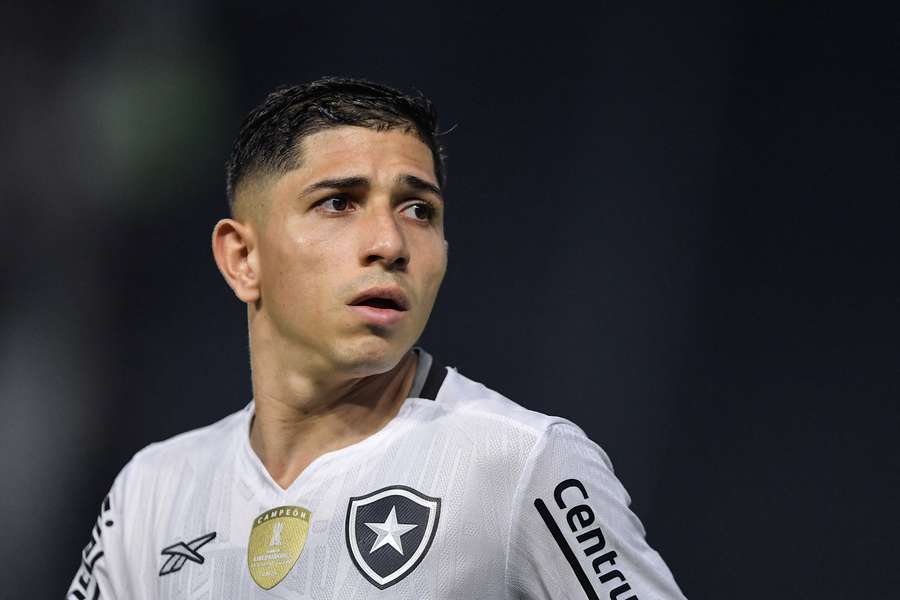 Savarino é um dos remanescentes do mágico 2024 do Botafogo Savarino é um dos remanescentes do mágico 2024 do Botafogo