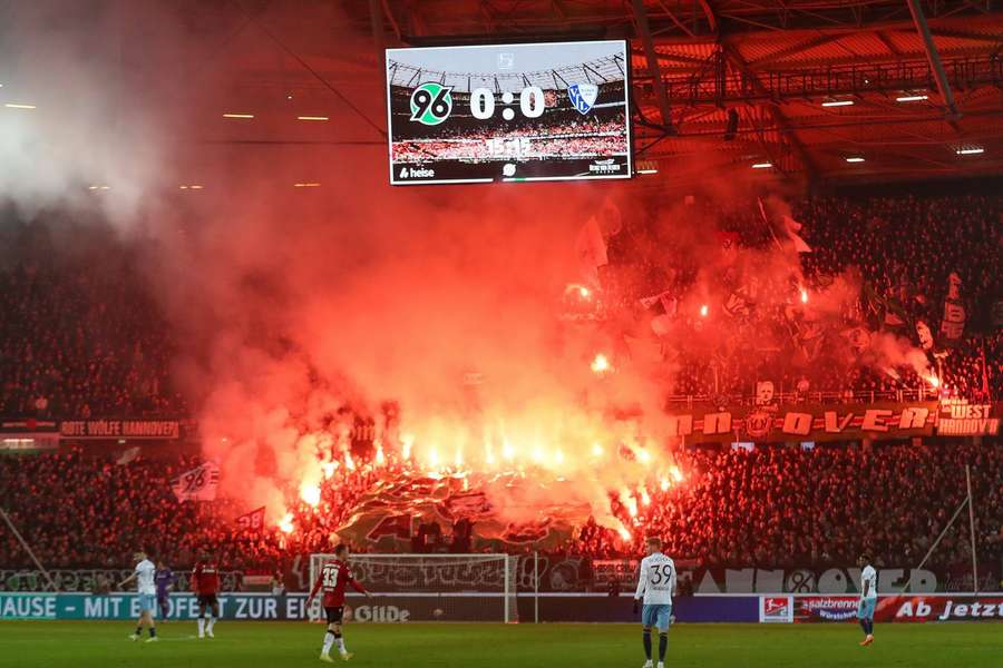 In Hannover kam es mehrfach zu Unterbrechungen In Hannover kam es mehrfach zu Unterbrechungen