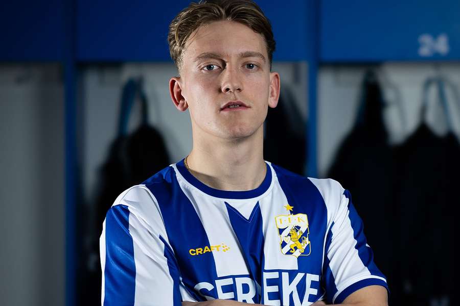 Sebastian Hausner er netop skiftet til IFK Göteborg, men deres tur på træningslejr blev brat afbrudt af risiko for sprængfarlige bolde.