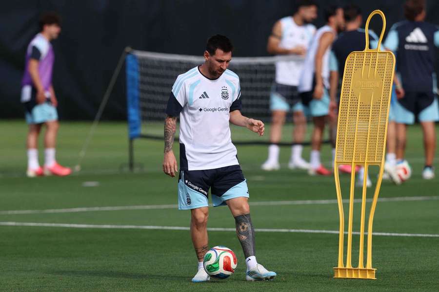 Messi no treino da Argentina Messi no treino da Argentina