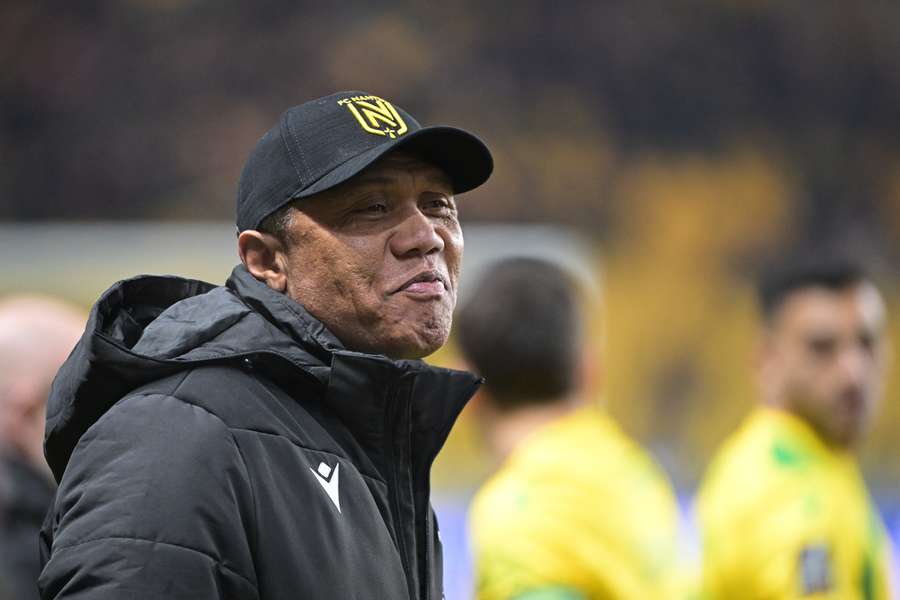 Antoine Kombouaré com o Nantes, no início de fevereiro