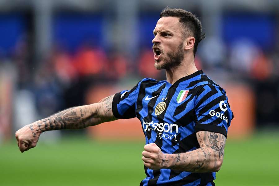Marko Arnautovic celebrates scoring against Udinese