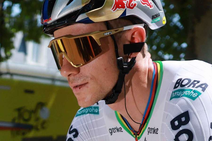Favorit úterní časovky Remco Evenepoel. Favorit úterní časovky Remco Evenepoel.