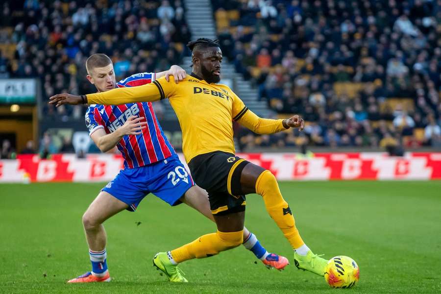 Arokodare insists positives to draw from Wolves defeat on Edwards debut Arokodare insists positives to draw from Wolves defeat on Edwards debut