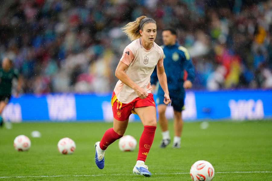 Alexia, en el calentamiento de la final de la Eurocopa