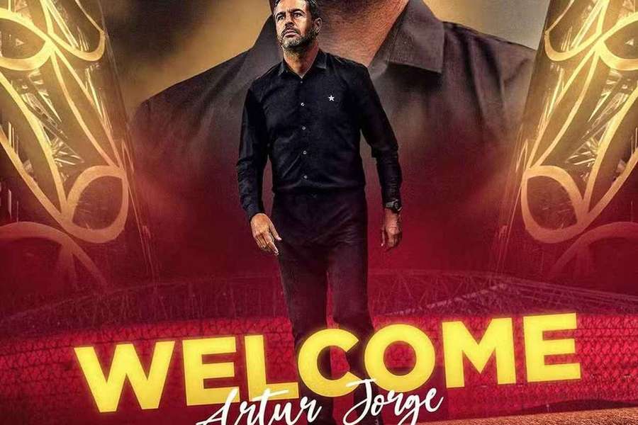 Artur Jorge assinou pelo Al Rayyan até 2027