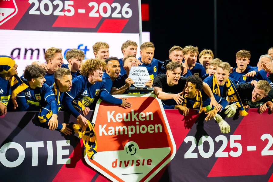 Cambuur Leeuwarden get awarded the Silver Shield for promotion to the Eredivisie