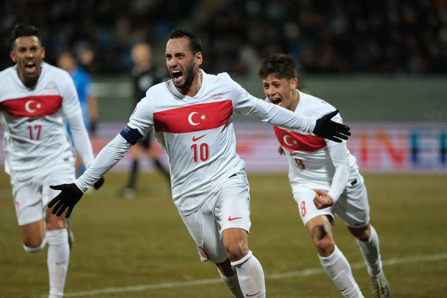 Hakan Calhanoglu