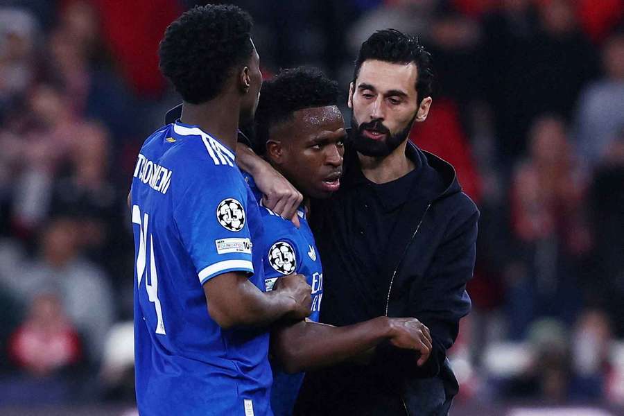 Arbeloa, com Vinicius