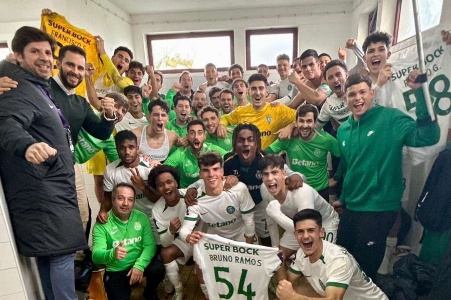 Sporting B celebrou apuramento para a fase de subida