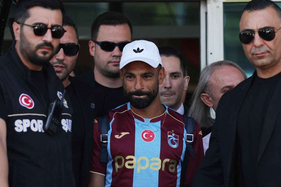 Mohamed Salah officially joins Trabzonspor on a 2 year deal as club announces ceremony