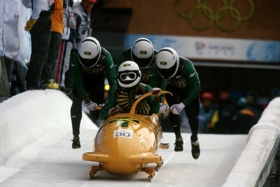 Die Jamaikanische Bobmannschaft nahm nach Calgary 1988 auch in Nagano teil. Weltbekannt wurde das Bob-Team durch den Hollywood-Film Cool Runnings