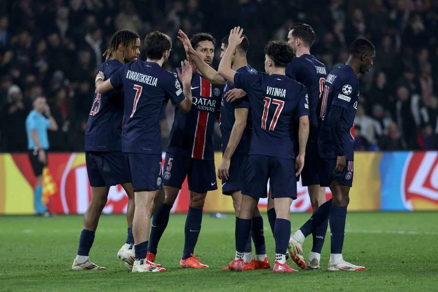 Paris schenkt Brest in 14 Tagen 15 Tore ein.