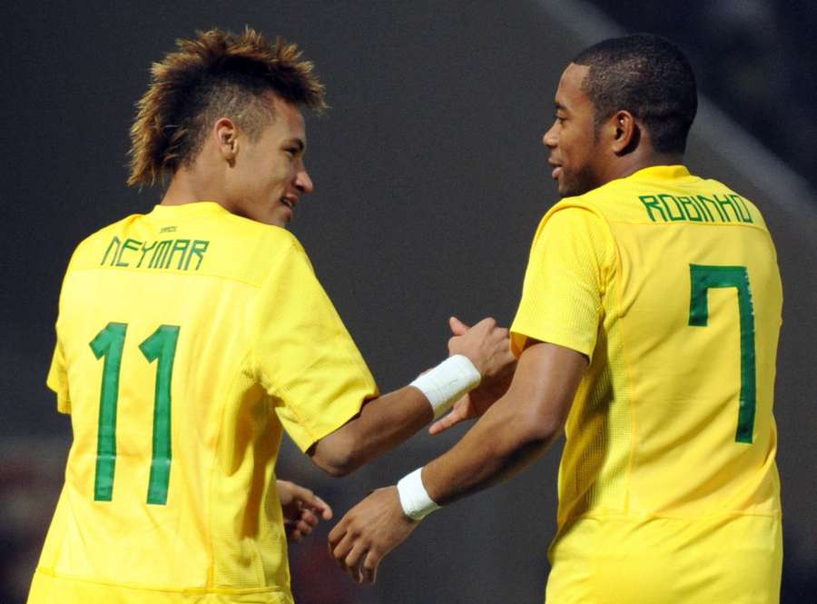 Neymar e Robinho durante a Copa América de 2011
