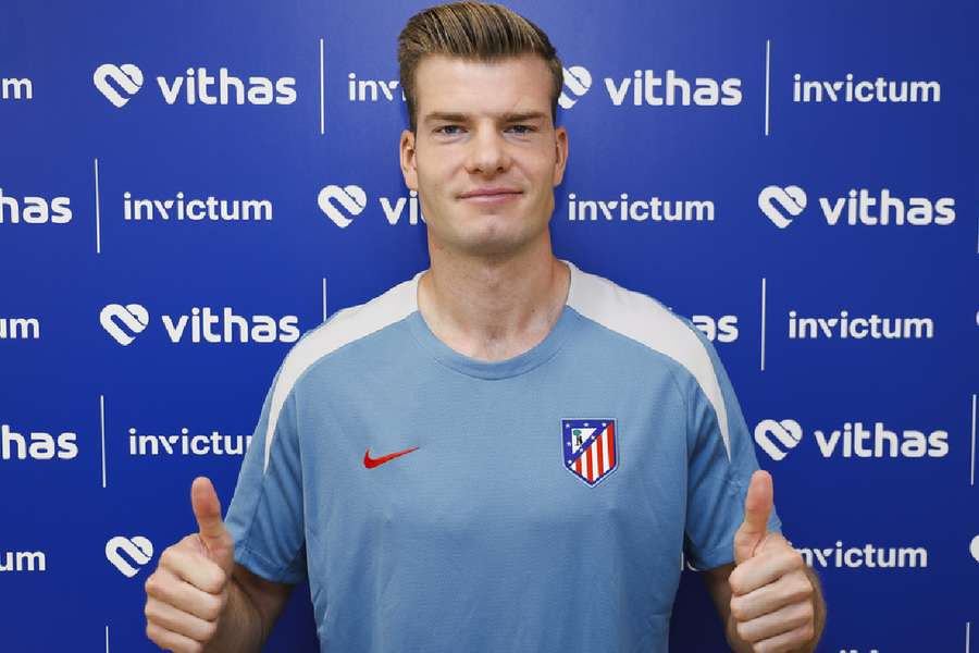 Alexander Sörloth během lékařské prohlídky v Atlétiku.