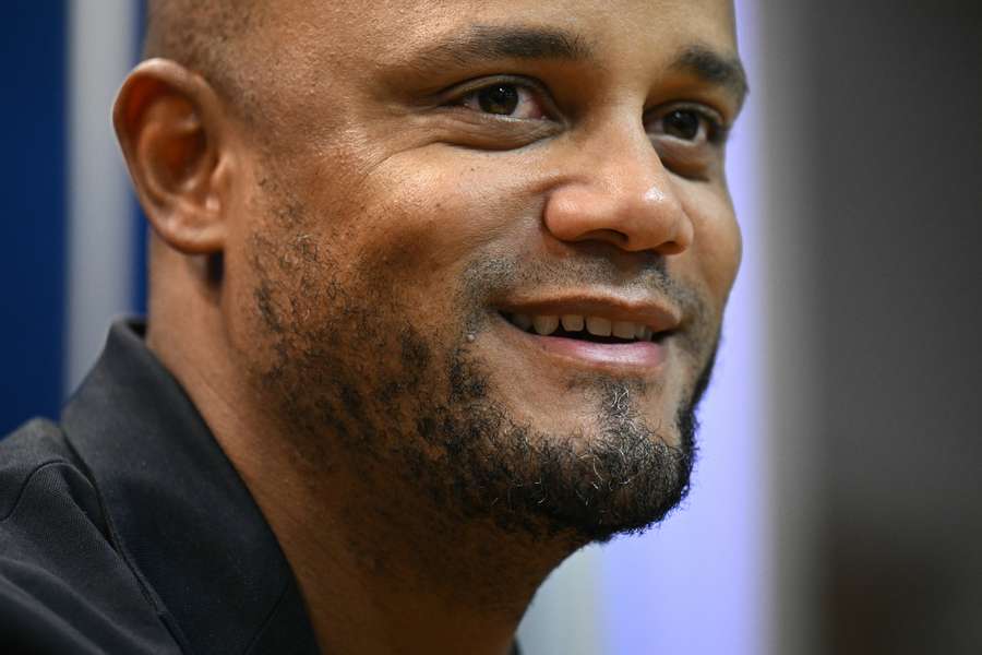 Vincent Kompany hat seine erste Hürde zu bewältigen.