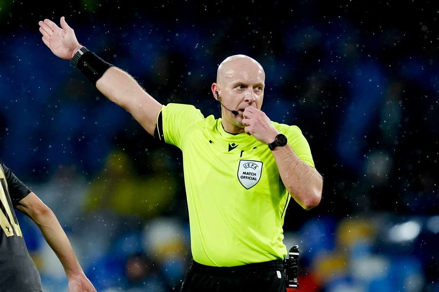 Marciniak opowiada o przygotowaniach do mundialu. "Gra będzie płynniejsza" Marciniak opowiada o przygotowaniach do mundialu. "Gra będzie płynniejsza"