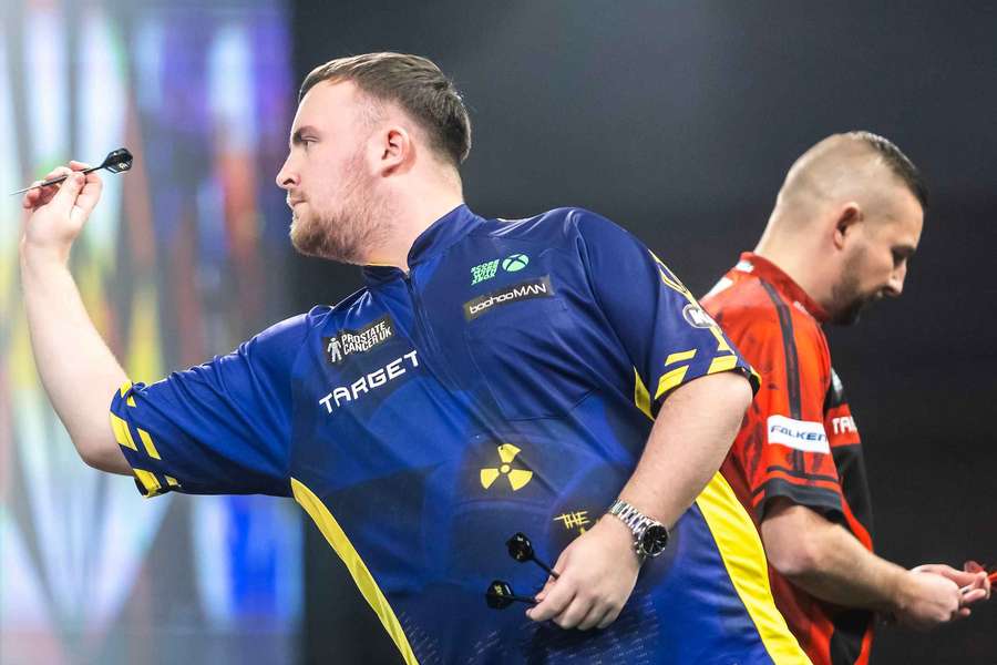 Luke Littler lanzó muy bien contra Nathan Aspinall Luke Littler lanzó muy bien contra Nathan Aspinall