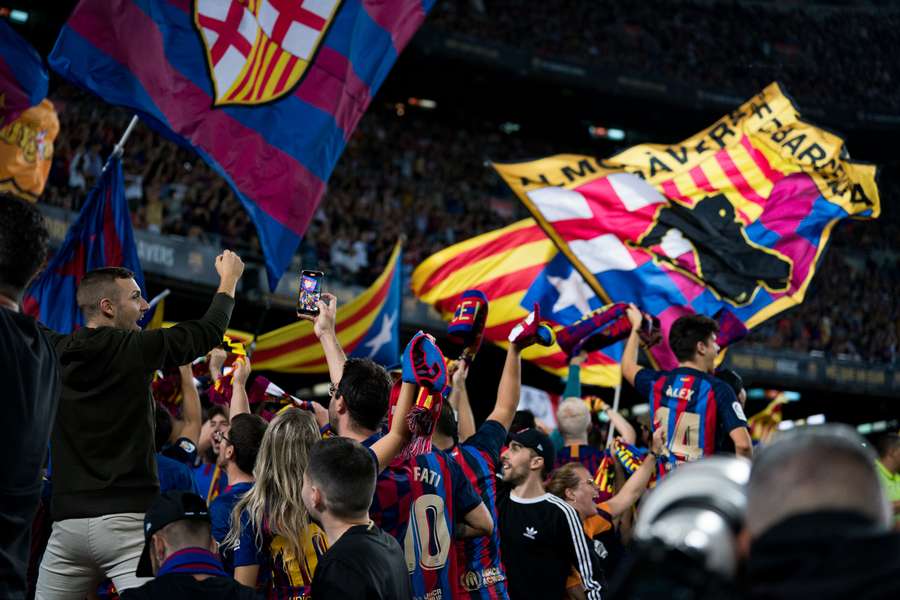 Hinchas del Barça, en el Camp Nou