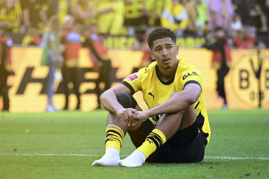 Bellingham recupera de lesão sofrida ao serviço do Dortmund