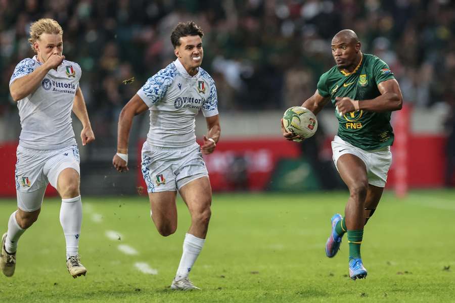 Makazole Mapimpi will not be available for the Springboks' first four games of their Autumn International series. 