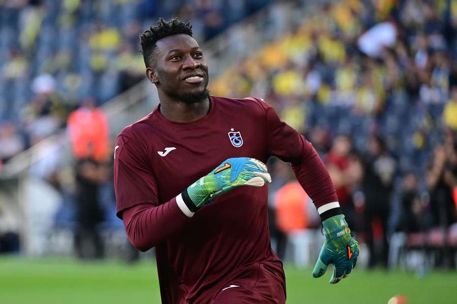 André Onana está no Trabzonspor, emprestado pelo Manchester United