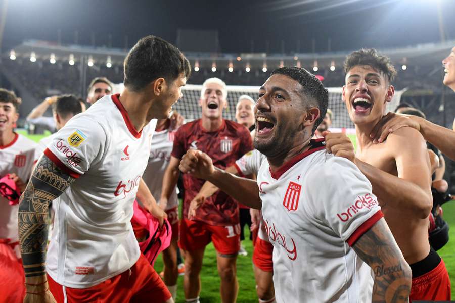 Vira virou no estádio Mario Kempes