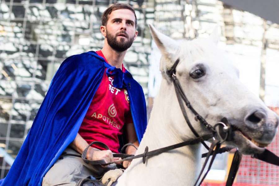 Miralem Pjanic a avut parte de o prezentare specială la CSKA Moscova