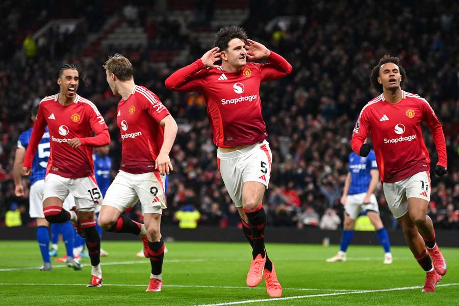 Maguire fez o gol da vitória do United no começo do segundo tempo