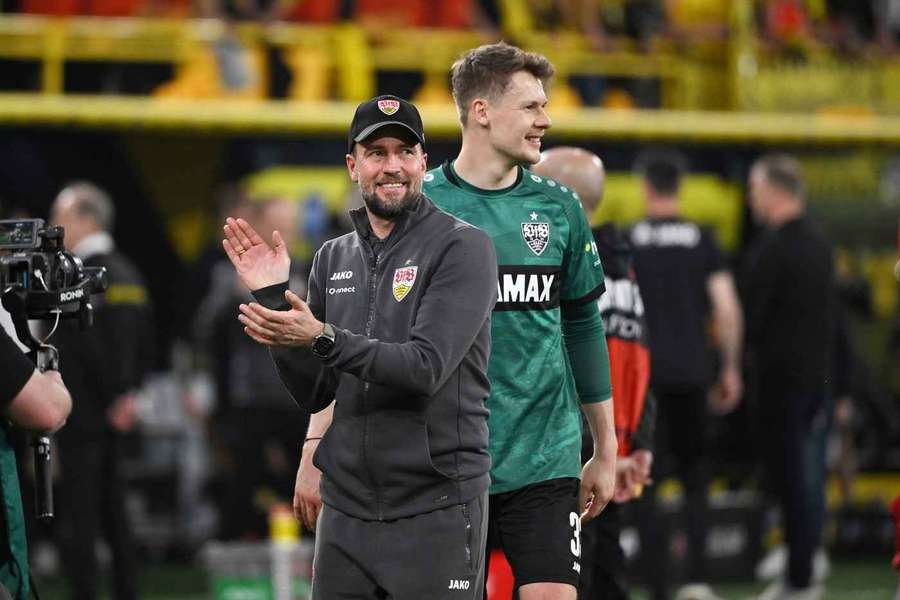 Hoeneß und Nübel beim letztjährigen Auftaktspiel in Dortmund. 