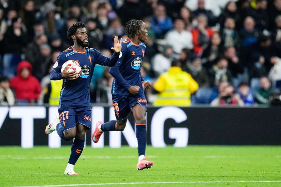 Bamba, durante su último partido con el Celta, en el Bernabéu Bamba, durante su último partido con el Celta, en el Bernabéu