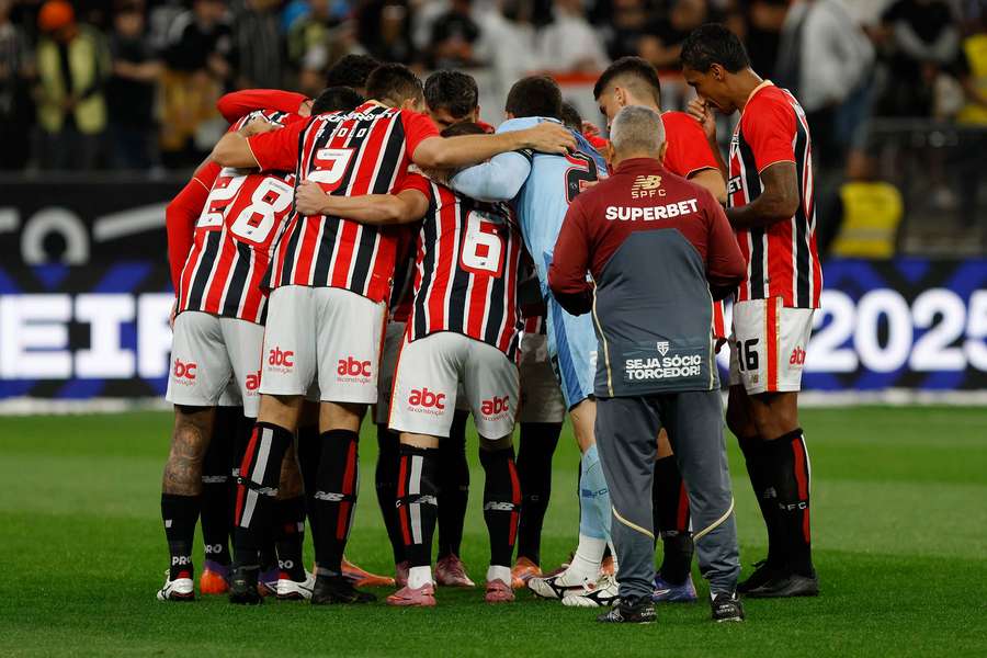 São Paulo busca se reabilitar após derrota para o Corinthians no Majestoso