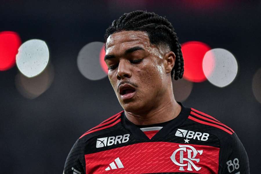 Igor Jesus trocou o Flamengo pelo Estrela