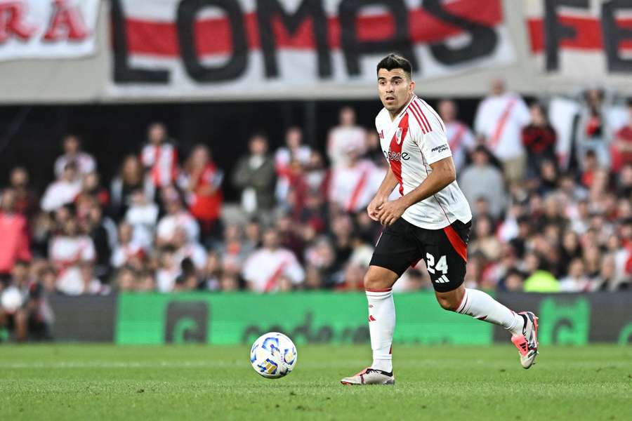 Marcos Acuña voltou ao River ao lado de outros tricampeões mundiais