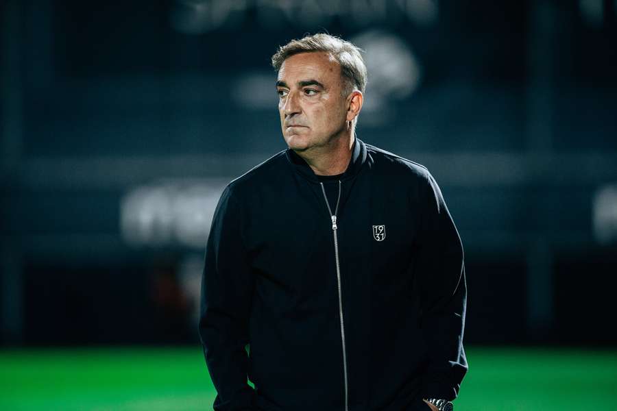 Carlos Carvalhal deixou o Famalicão Carlos Carvalhal deixou o Famalicão