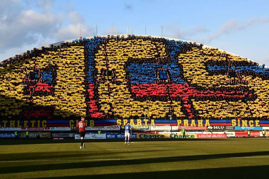 Nemilé překvapení pro fanoušky Sparty. Slavia proslulou mušli dostala, sparťanům ji Sigma zatrhla