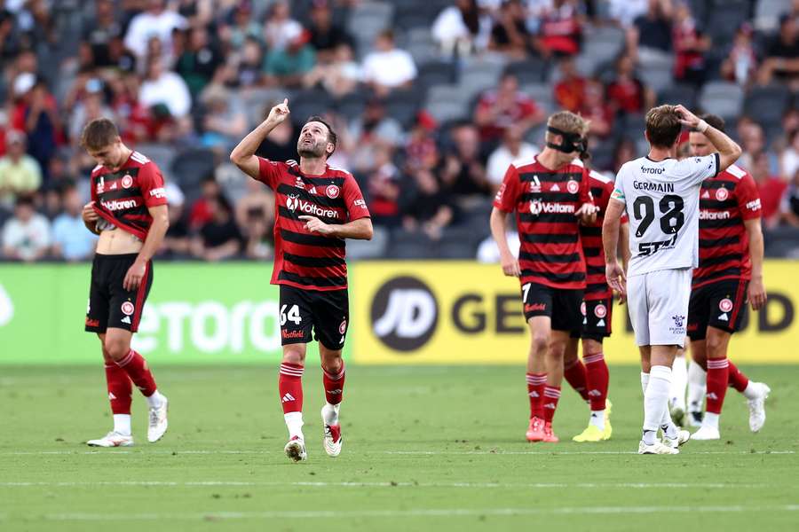 Juan Mata celebra su primer gol en la liga australiana