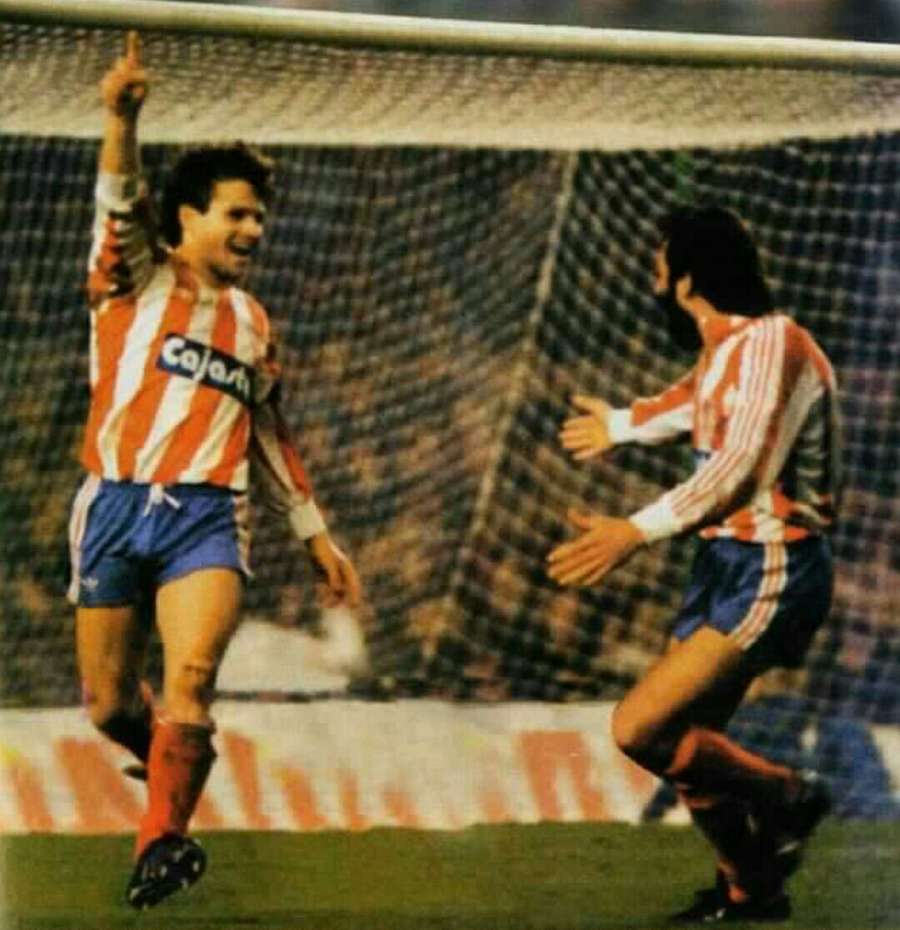 Eloy celebra un gol con el Sporting Eloy celebra un gol con el Sporting
